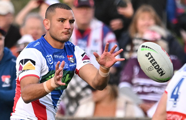 Knights re-sign Croker as Thompson exit looms