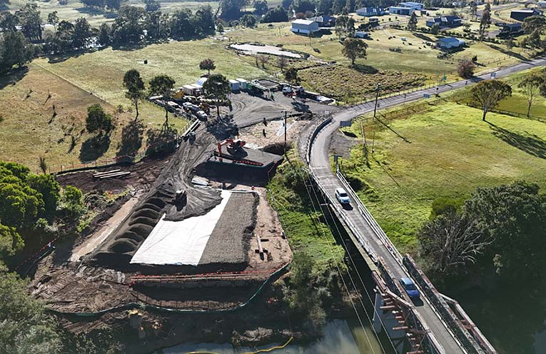 Work now underway on the new Clarence Town Bridge