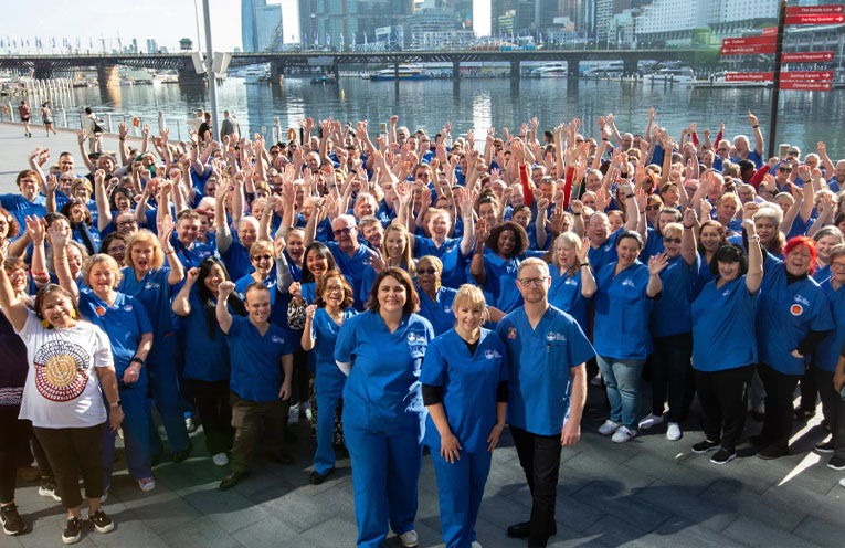 Nurses and midwives vote to accept pay rise and improved working conditions