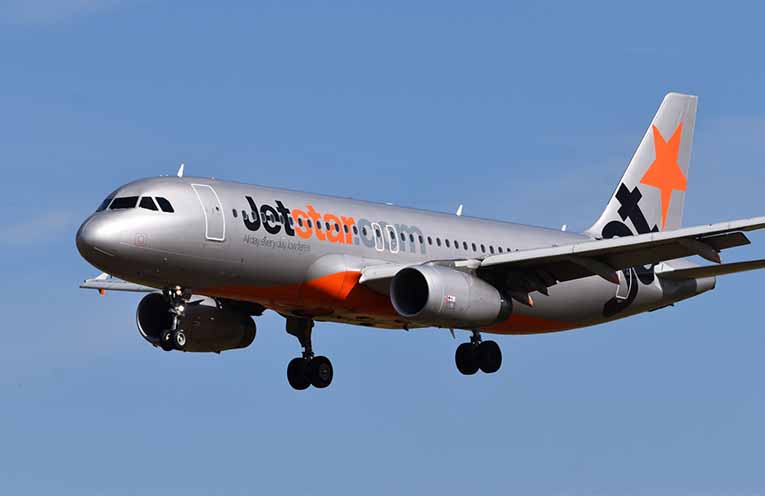 Seasonal flights to Tasmania launched from Newcastle