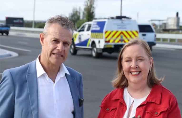 Motorists celebrate as bottleneck cleared at Hexham