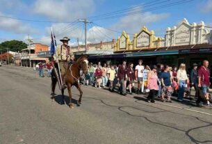A ‘beautiful, foggy morning’ as Dungog commemorates Anzac Day
