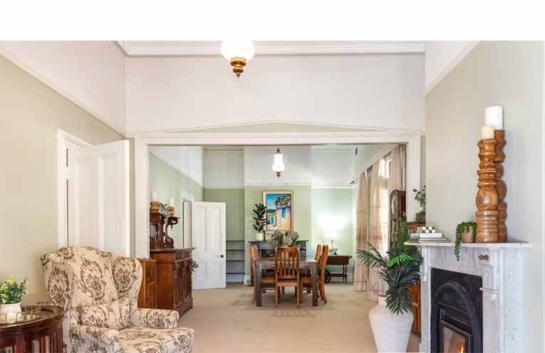 NEWS_Historic Gilchrist for sale_PY.png4