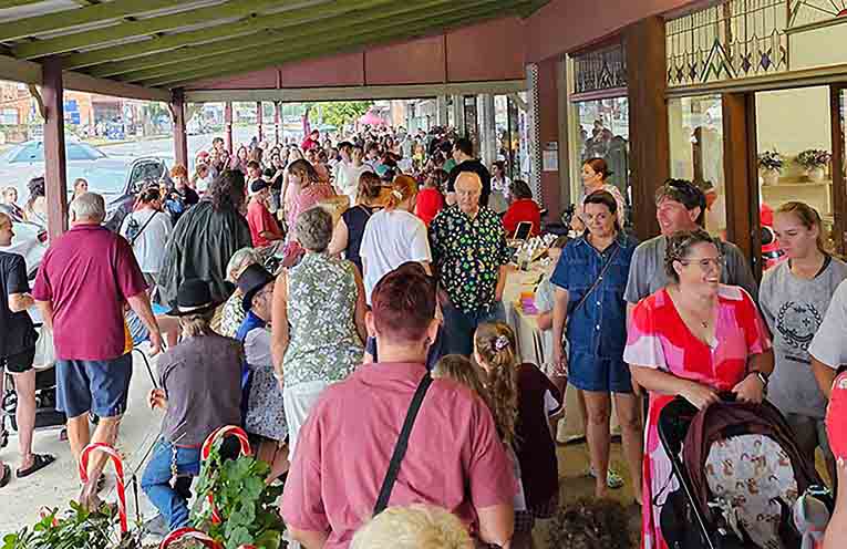 It’s starting to look a lot like a Christmas in Dungog street parade