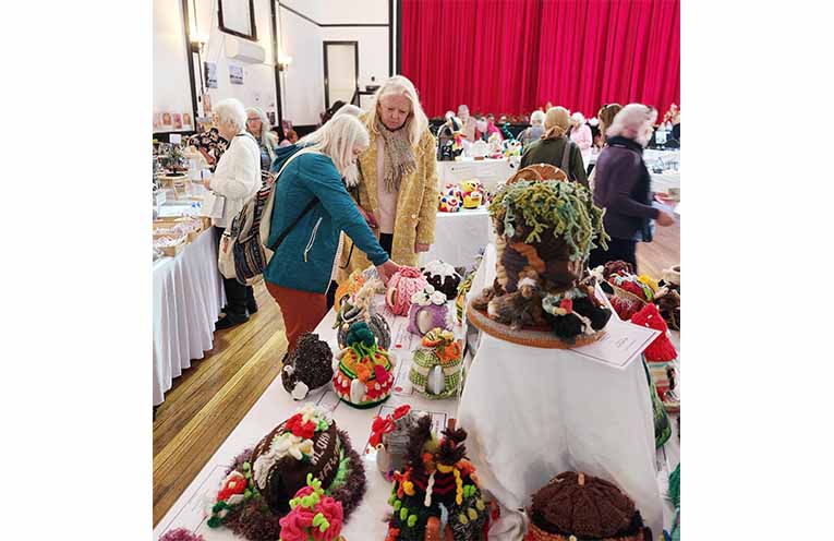 More than 1300 locals and visitors poured into James Theatre to admire this year’s entries.