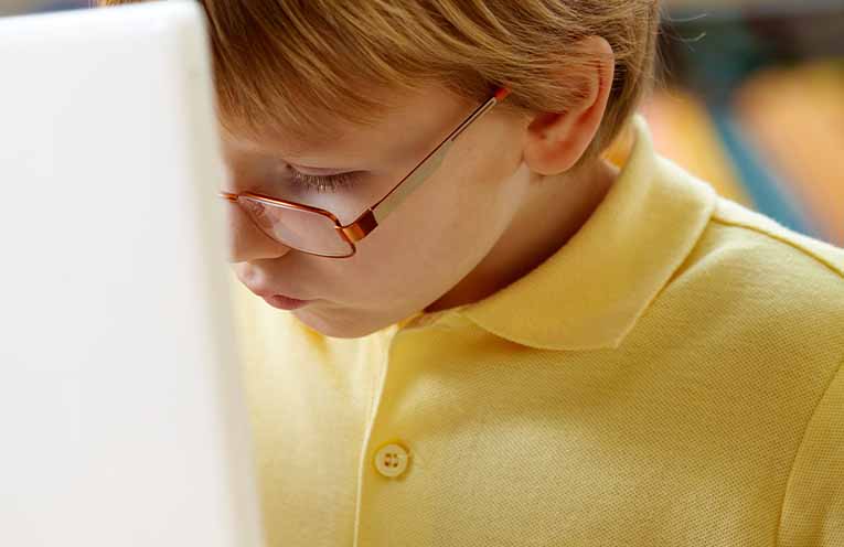 Screen-time restrictions set in NSW public schools