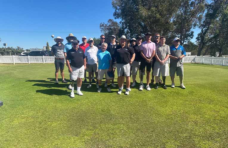 Hunter amputee golf group tees off